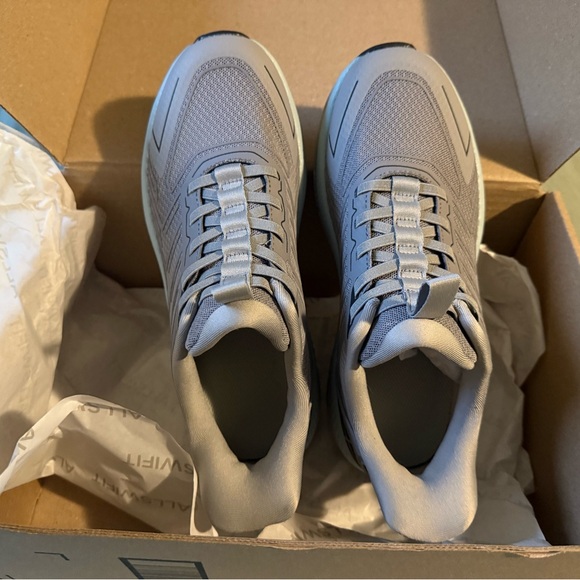 ALLSWIFT Women's Slip On Walking Shoes Grey Size: 7 NWT - Picture 4 of 12